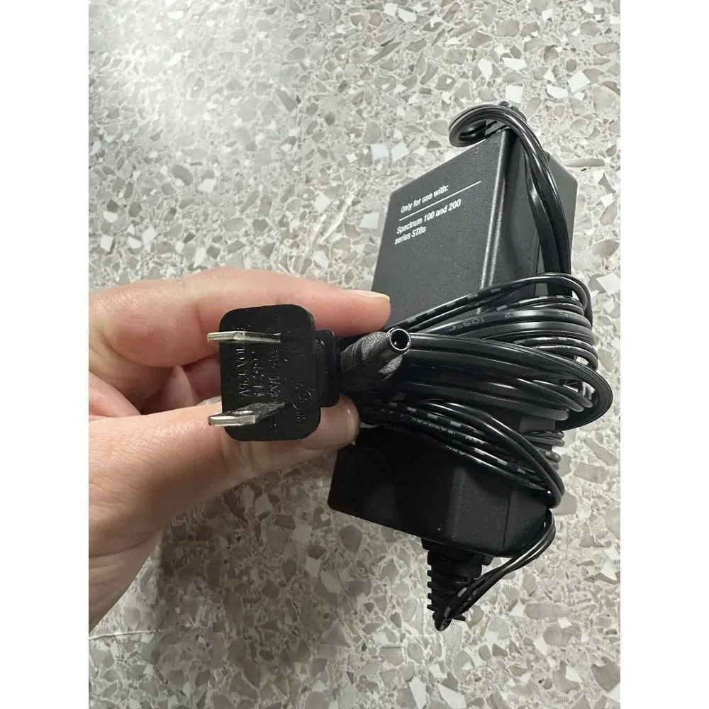 Spectrum 100/200 STBs Challenger Cable‎ Sales Model PS-3.3-12-3-DC1 12V-3.0A